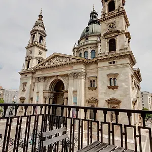 Pal's And Budapest